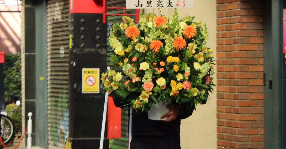 Bouquet Delivery Within the City of Denver, CO